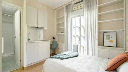 Rooms in Madrid Salamanca - photo 10