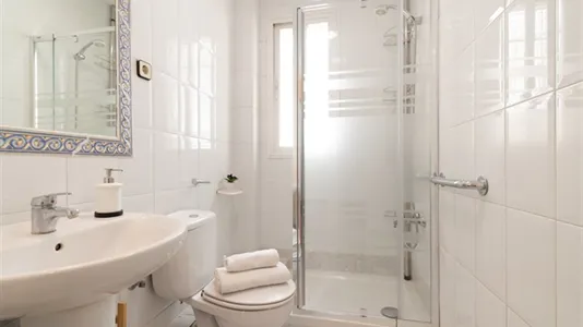 Rooms in Madrid Salamanca - photo 10