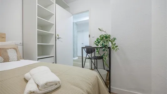 Rooms in Valencia Algirós - photo 5