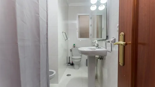 Rooms in Málaga - photo 6