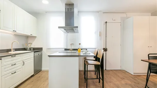 Apartments in Barcelona Ciutat Vella - photo 7