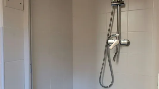 Rooms in Roma Municipio II – Parioli/Nomentano - photo 5