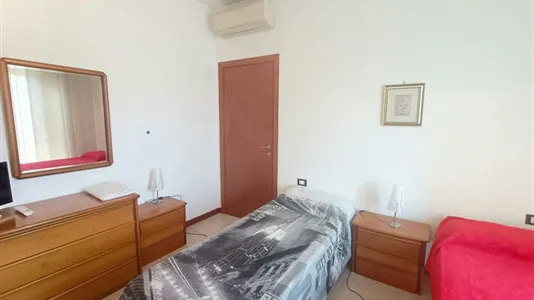 Rooms in Milano Zona 7 - Baggio, De Angeli, San Siro - photo 4