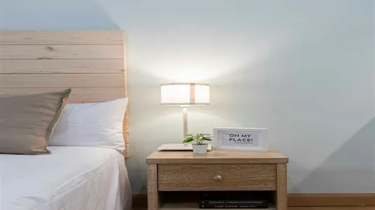 Rooms in Madrid Centro - photo 8