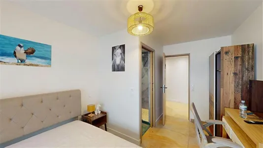 Rooms in Saint-Julien-en-Genevois - photo 4