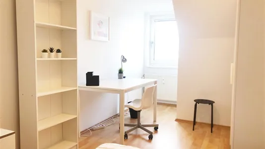 Rooms in Vienna Favoriten - photo 4