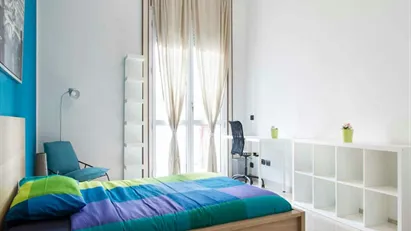 Room for rent in Milano Zona 1 - Centro storico, Milan