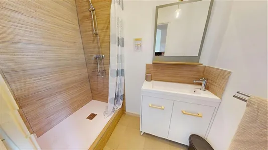 Rooms in Lyon - photo 3