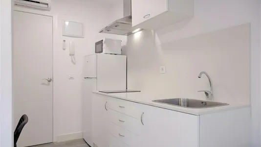 Apartments in Madrid Carabanchel - photo 4