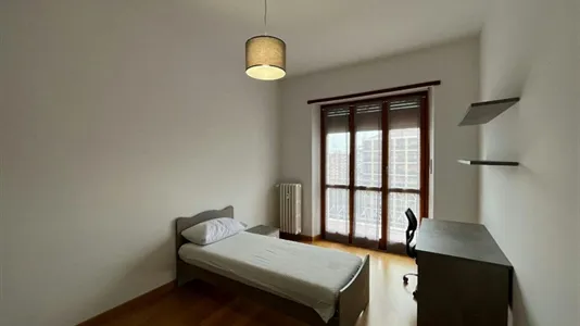 Rooms in Turin - photo 3
