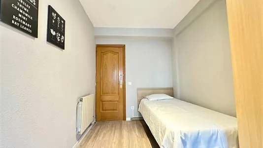Rooms in Fuenlabrada - photo 2