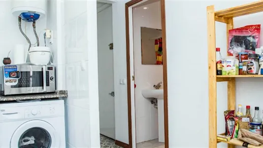 Rooms in Barcelona Ciutat Vella - photo 6