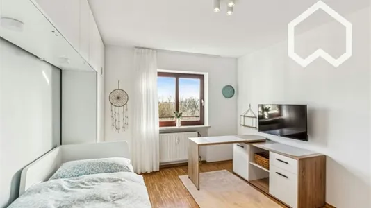 Rooms in Munich Ramersdorf-Perlach - photo 2