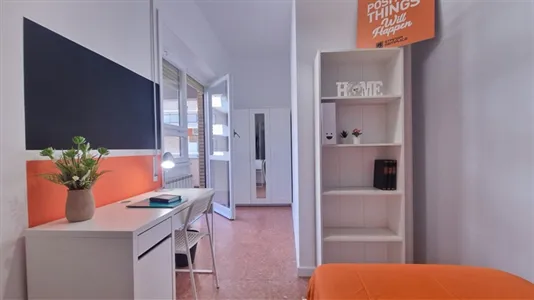 Rooms in Roma Municipio VIII – Appia Antica - photo 4