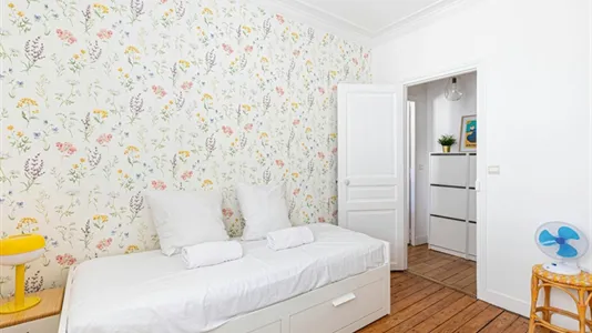 Apartments in Boulogne-Billancourt - photo 6