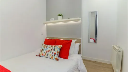 Rooms in Madrid Centro - photo 1