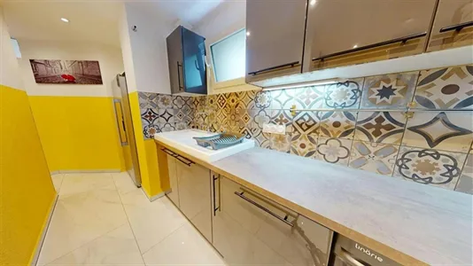 Rooms in Saint-Julien-en-Genevois - photo 9