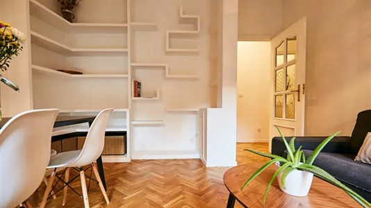 Apartments in Madrid Chamberí - photo 4