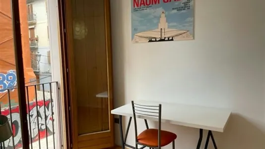 Apartments in Valencia Ciutat Vella - photo 9