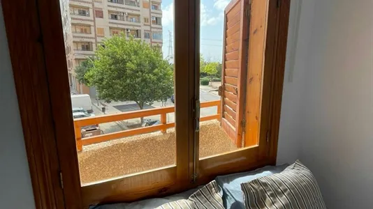 Rooms in Mislata - photo 8