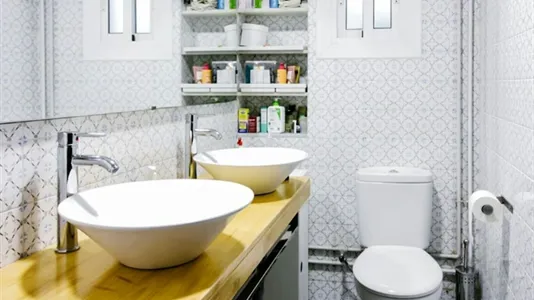 Rooms in Valencia Extramurs - photo 10