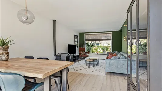 Houses in Hilversum - photo 2