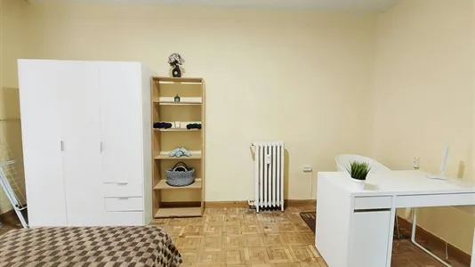 Rooms in Madrid Chamberí - photo 8