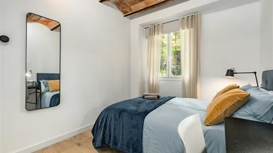 Rooms in Manresa - photo 2