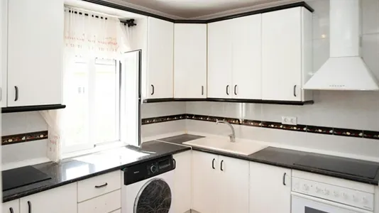 Rooms in Granada - photo 9