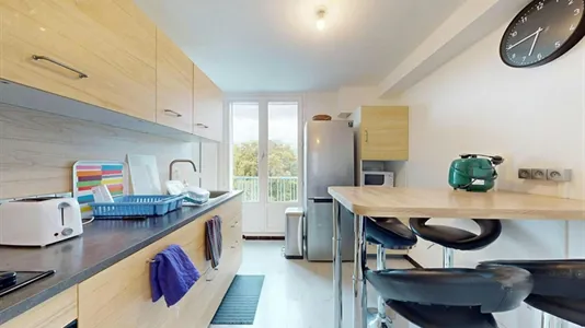 Rooms in Grenoble - photo 7