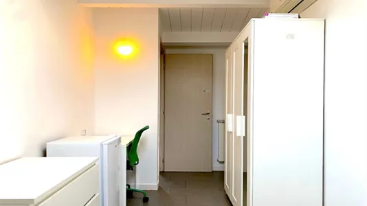 Rooms in Roma Municipio VI – Roma Delle Torri - photo 4