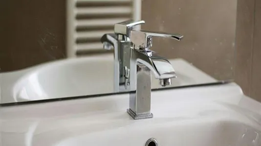 Rooms in Milano Zona 2 - Stazione Centrale, Gorla, Turro, Greco, Crescenzago - photo 9