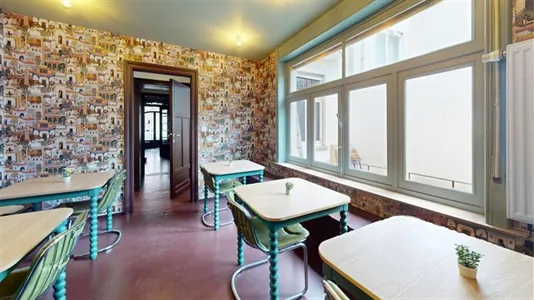 Rooms in Brussels Sint-Gillis - photo 9
