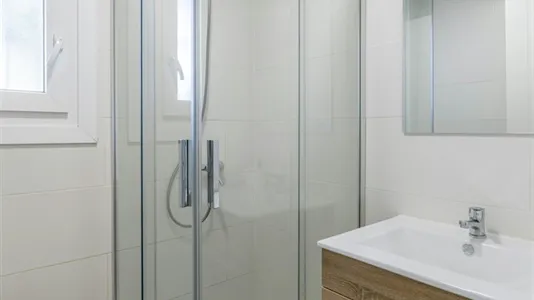 Rooms in Zaragoza - photo 9