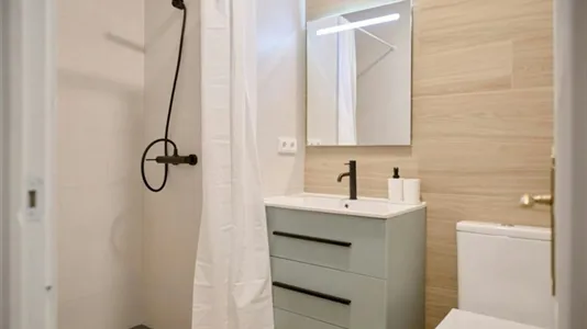 Rooms in Valencia Ciutat Vella - photo 8
