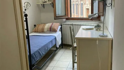 Room for rent in Bologna, Emilia-Romagna