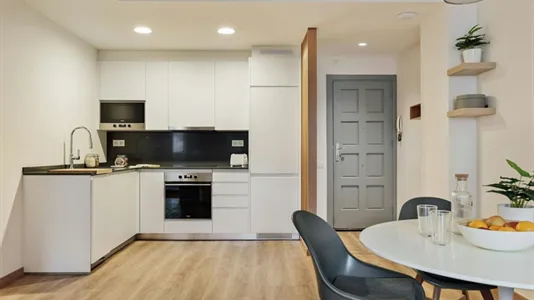 Apartments in Barcelona Eixample - photo 8