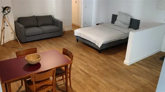 Apartments in Berlin Friedrichshain-Kreuzberg - photo 4