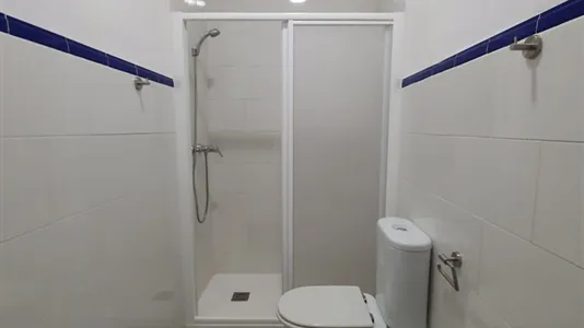 Rooms in Granada - photo 8