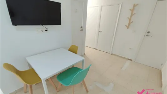 Rooms in Granada - photo 10