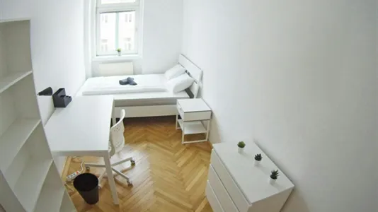 Rooms in Vienna Favoriten - photo 5