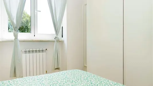 Rooms in Milano Zona 8 - Fiera, Gallaratese, Quarto Oggiaro - photo 1