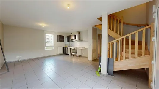 Houses in Tours - photo 2