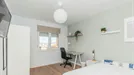 Room for rent, Reus, Cataluña, &lt;span class=&quot;blurred street&quot; onclick=&quot;ProcessAdRequest(9737853)&quot;&gt;&lt;span class=&quot;hint&quot;&gt;See streetname&lt;/span&gt;[xxxxxxxxxxxxx]&lt;/span&gt;