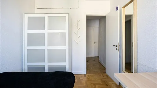 Rooms in Madrid Chamberí - photo 4