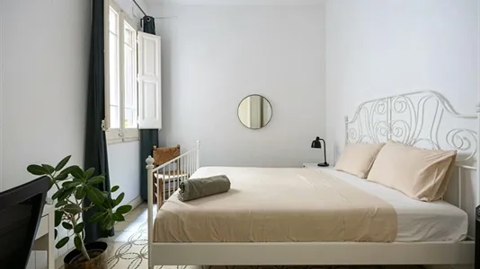 Rooms in Barcelona Eixample - photo 3
