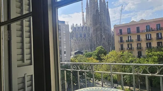 Apartments in Barcelona Eixample - photo 3