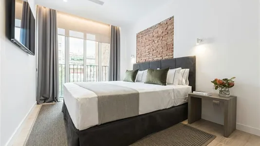 Apartments in Barcelona Eixample - photo 9