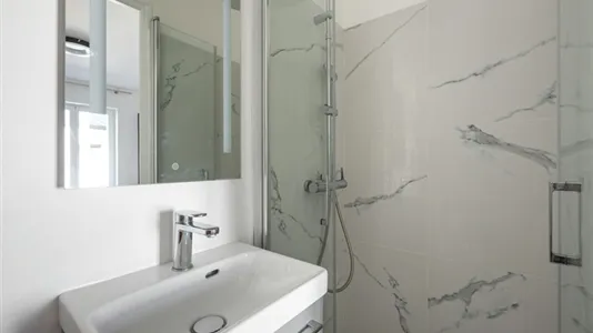 Apartments in Paris 18ème arrondissement - Montmartre - photo 3