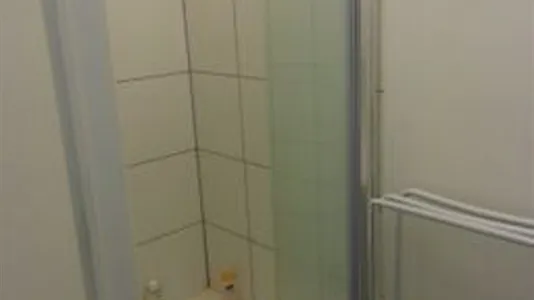 Rooms in Brussels Anderlecht - photo 8